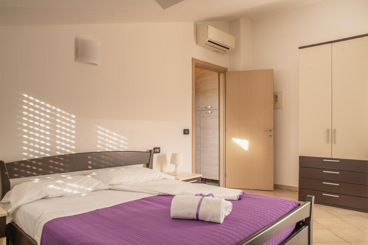 Residence Holidays Pietra Ligure Εξωτερικό φωτογραφία