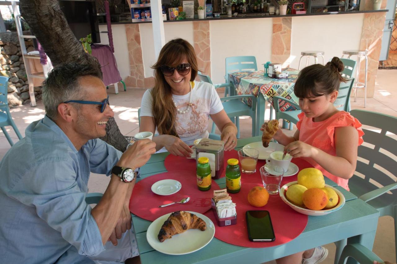 Residence Holidays Pietra Ligure Εξωτερικό φωτογραφία