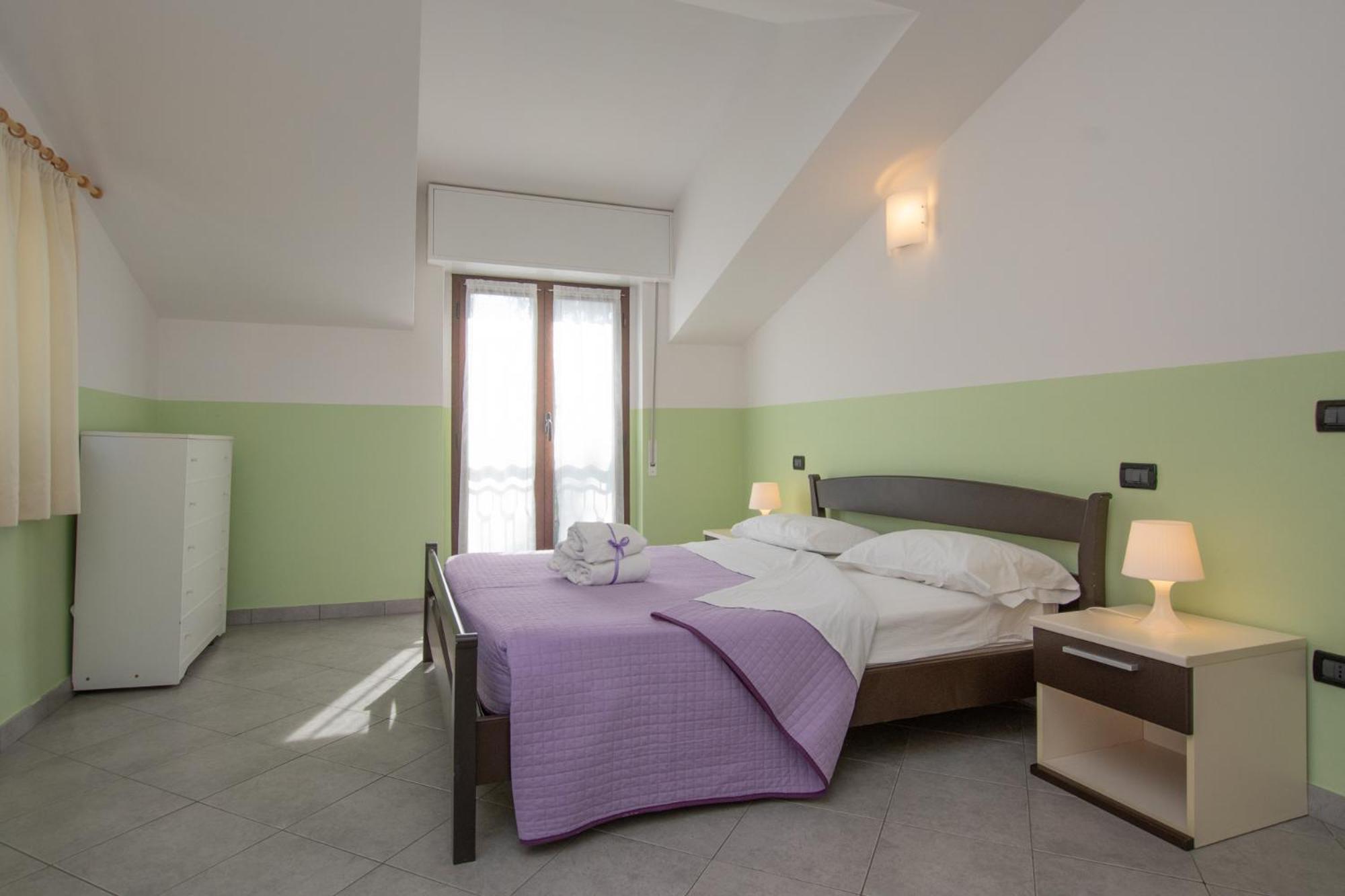 Residence Holidays Pietra Ligure Εξωτερικό φωτογραφία